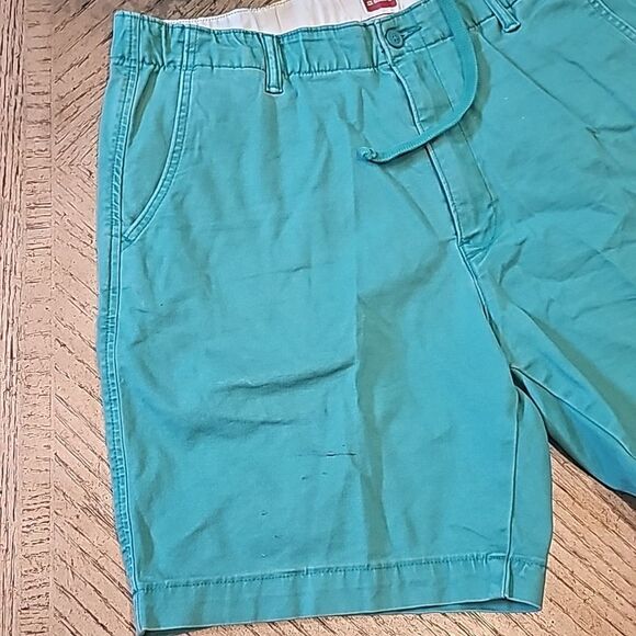 Levi's L  chino ez green shorts stretch drawstring - Picture 2 of 13